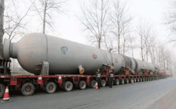 七百多噸重的大件從鐘祥運(yùn)輸?shù)角G門，談何容易？